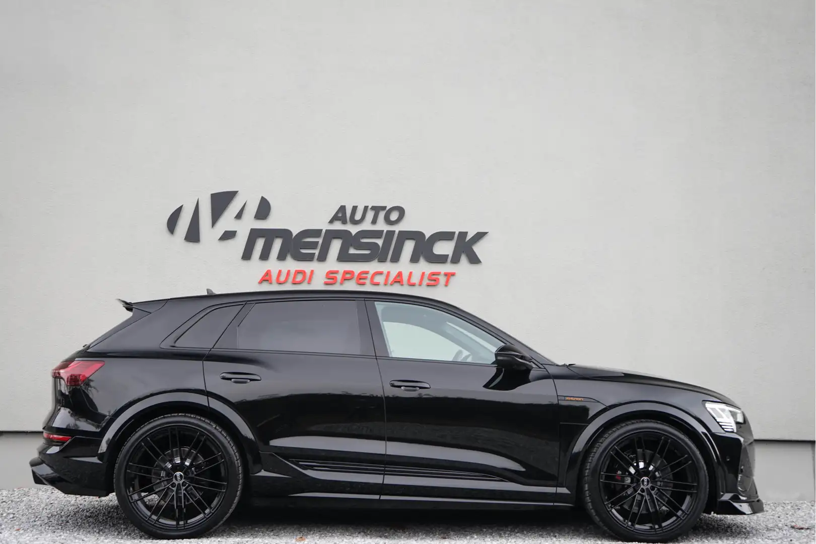 Audi e-tron S Quattro 371kW / Luchtvering/ Standkachel/ Bang & Schwarz - 2