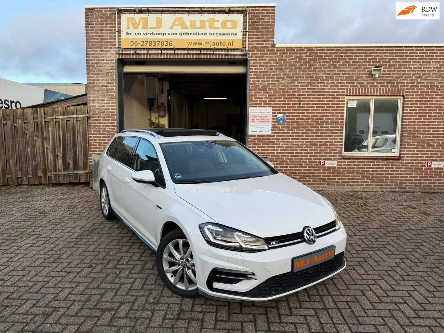 Volkswagen Golf Variant 1.5 TSI Highline R-line DSG Panoramadak navigatie Blanc - 1