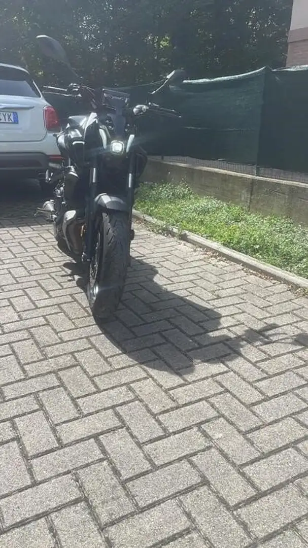 Yamaha MT-07 Nero - 2