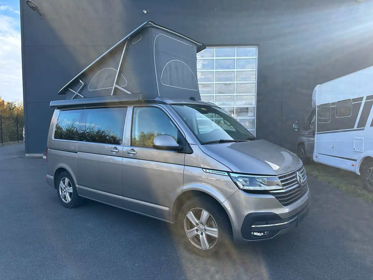 Volkswagen T6.1 California California T6.1 DSG Ocean Brun - 2