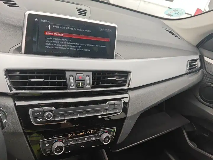 BMW X1 2022, foto 13