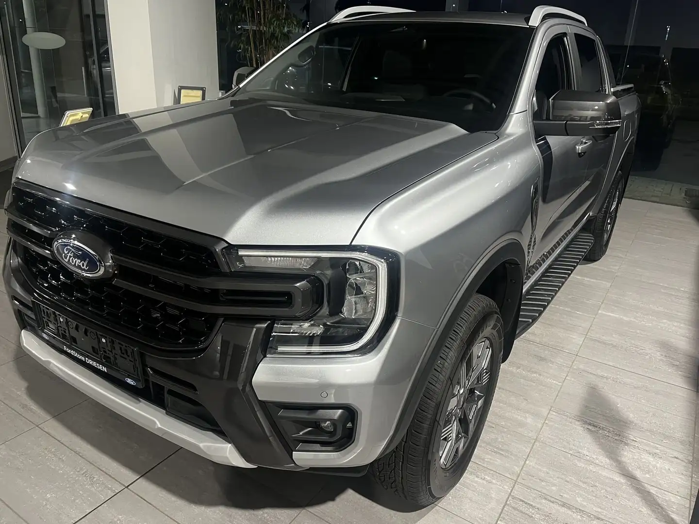 Ford Ranger Wildtrak dubbel cabine 2.3 Phev 281pk Argent - 1