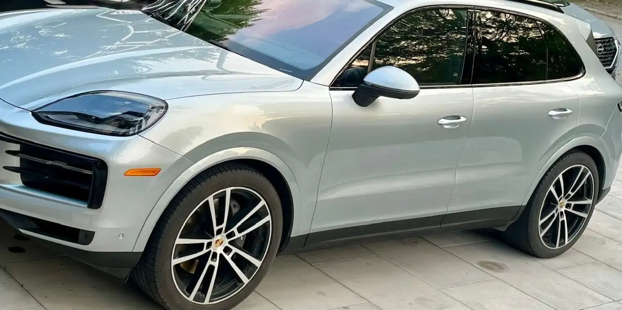 Porsche Cayenne снимка Porsche Cayenne
