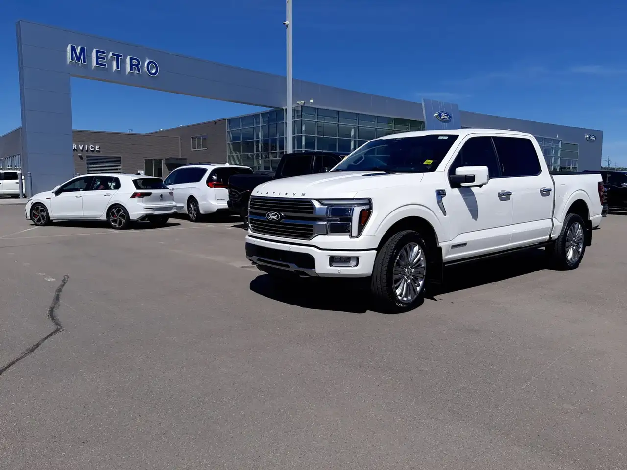 2024 Ford F 150 Platinum — photo 1