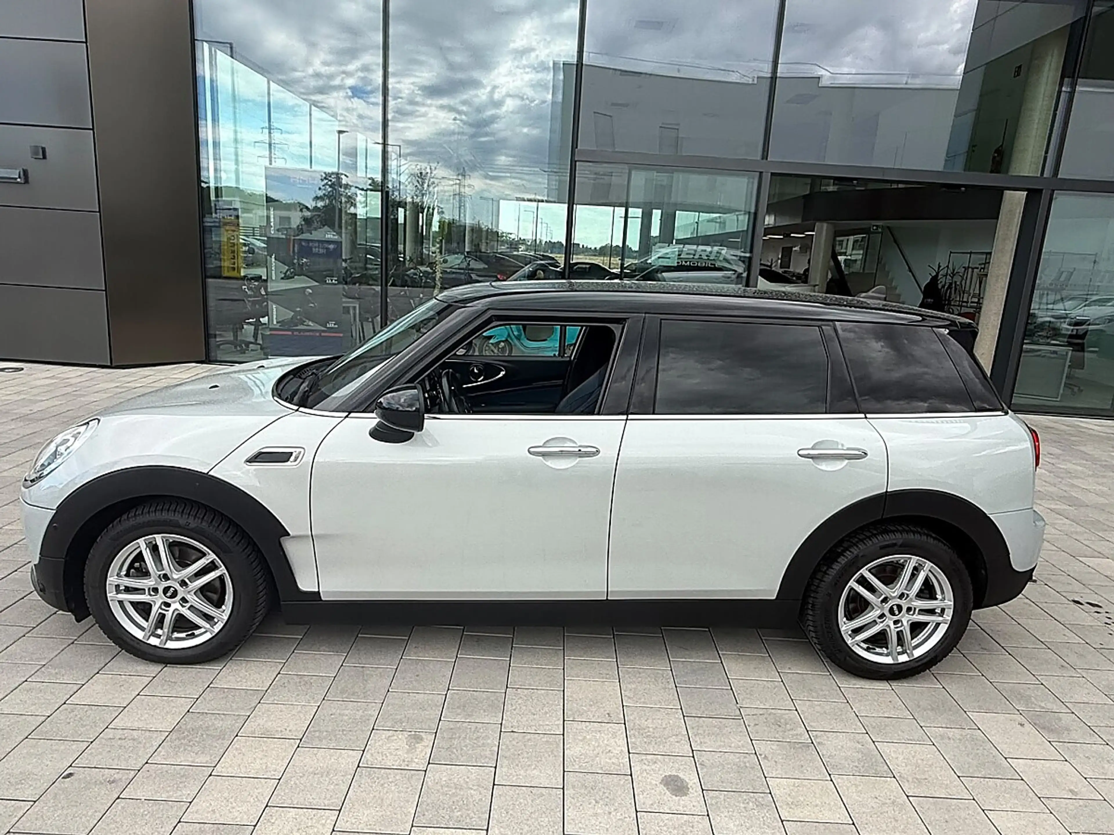 MINI Cooper Clubman MINI Clubman Cooper Aut.*Panorama*Ambiente* — photo 8
