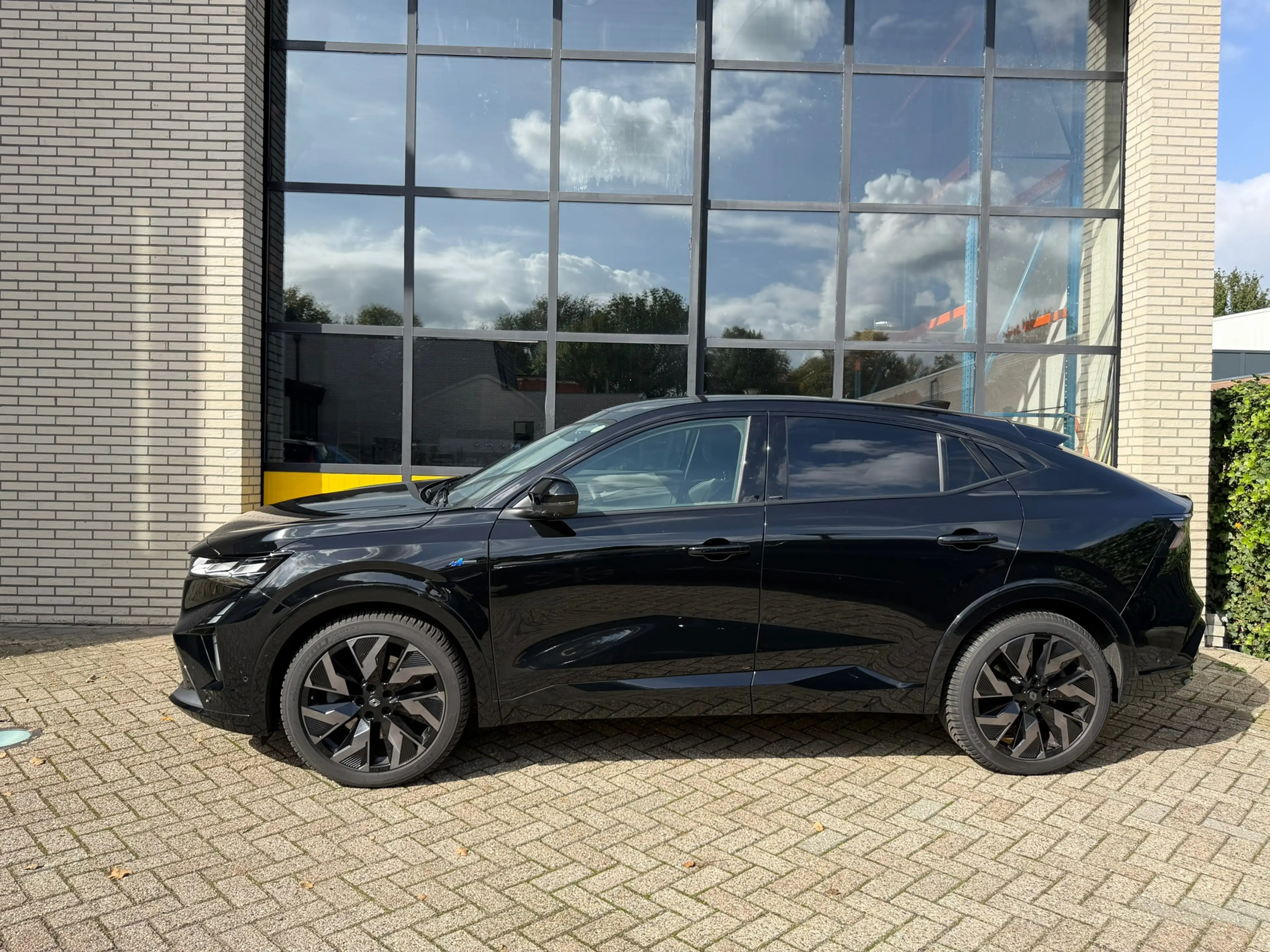 Renault Rafale 1.2 E-Tech full hybrid 200 esprit Alpine, Harman/K — photo 2