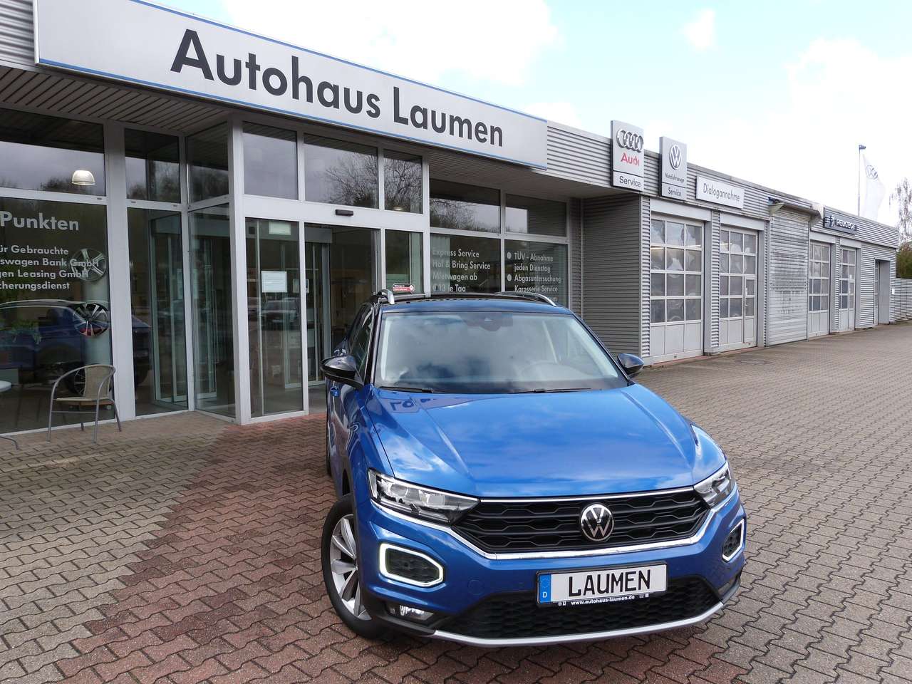 Volkswagen T-Roc 2021 — 1.5 TSI DSG Style Navi Cam ACC LED 17`LM AppConn.