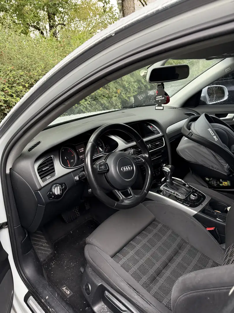 Audi A4 Blanc - 2