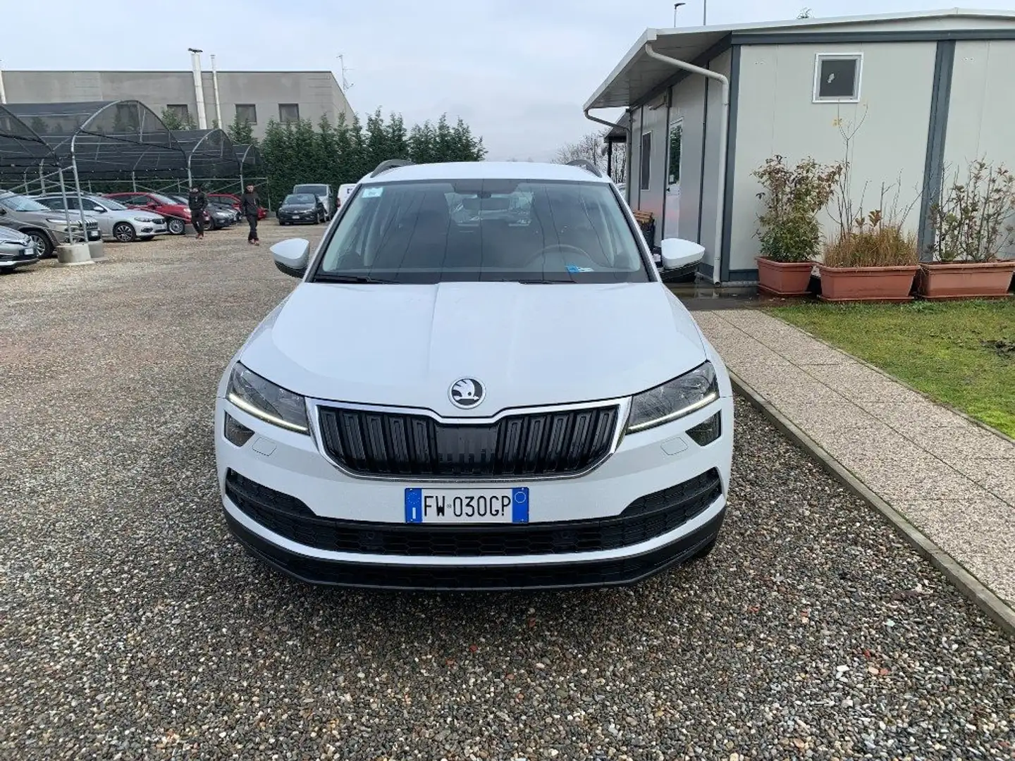 Skoda Karoq 2.0 TDI SCR 4x4 SportLine Bianco - 2