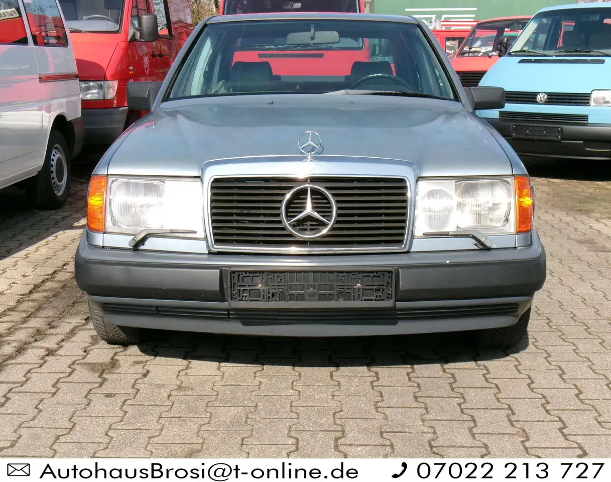Mercedes-Benz 300 W124 300E 4matic Klima Standheizung Leder Oldtimer, foto 8