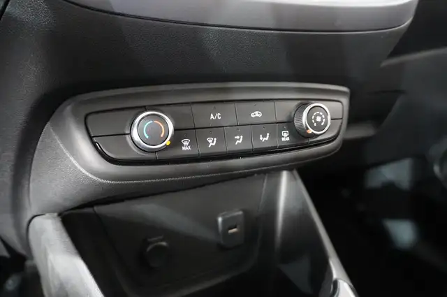 Opel Crossland X view 26