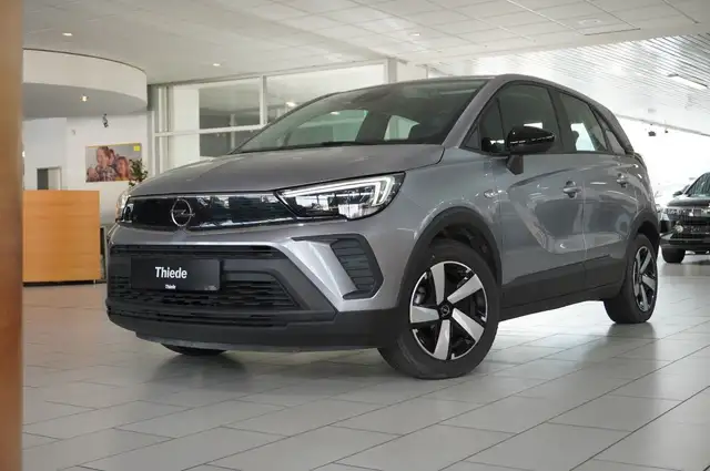 Opel Crossland X view 3