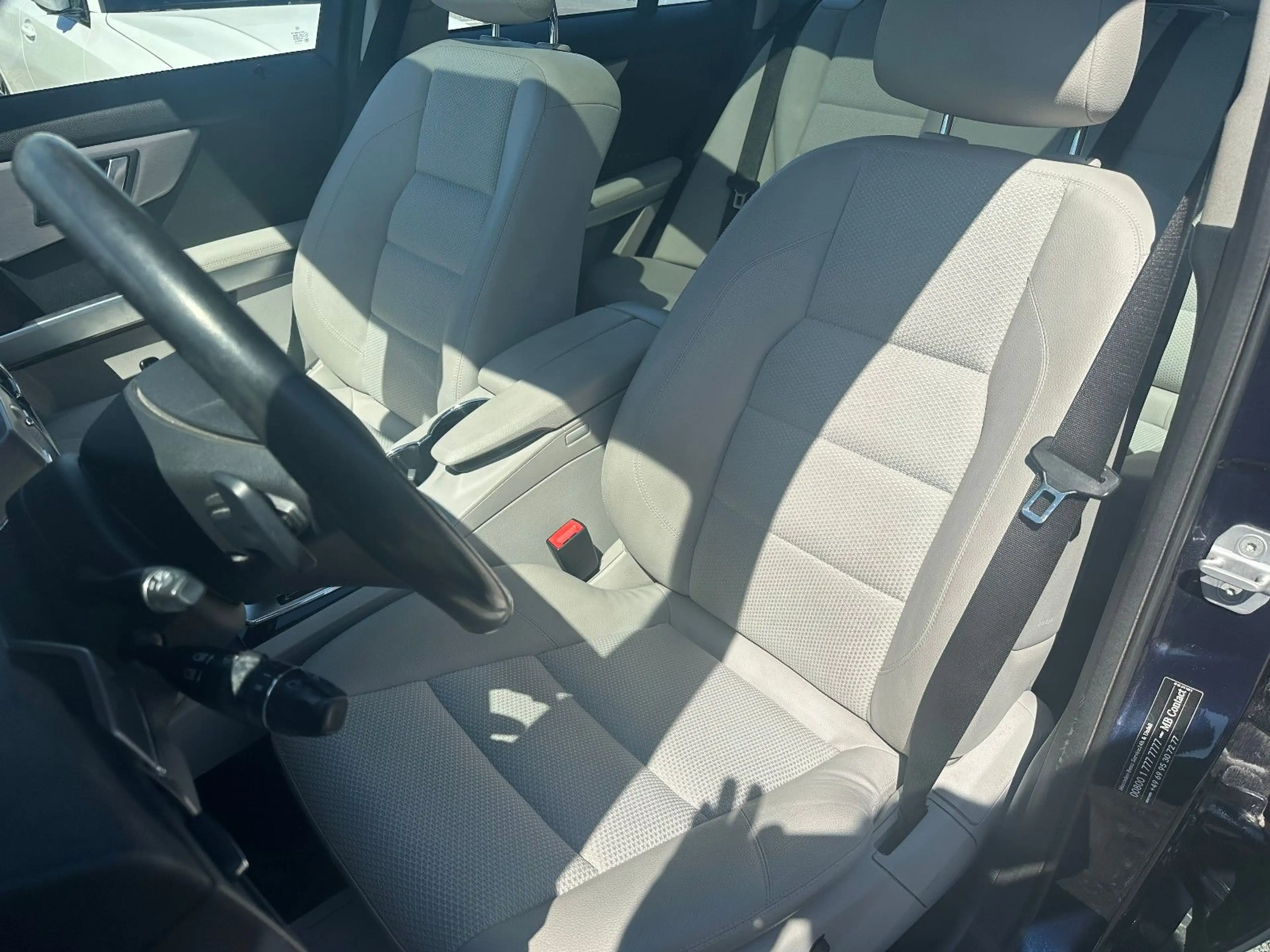 Mercedes-Benz GLK 350 CDI 4Matic*PANORAMA*NAVI*TEILLEDER*PDC* — photo 13
