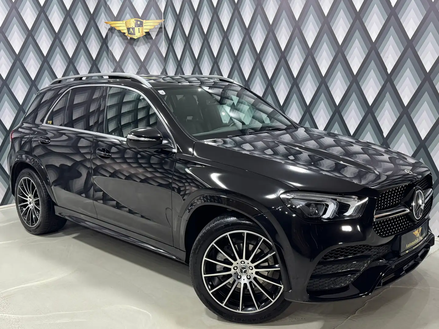 Mercedes-Benz GLE 300 d (W167) 4Matic Aut. // AMG LOOK // PANO // Schwarz - 1