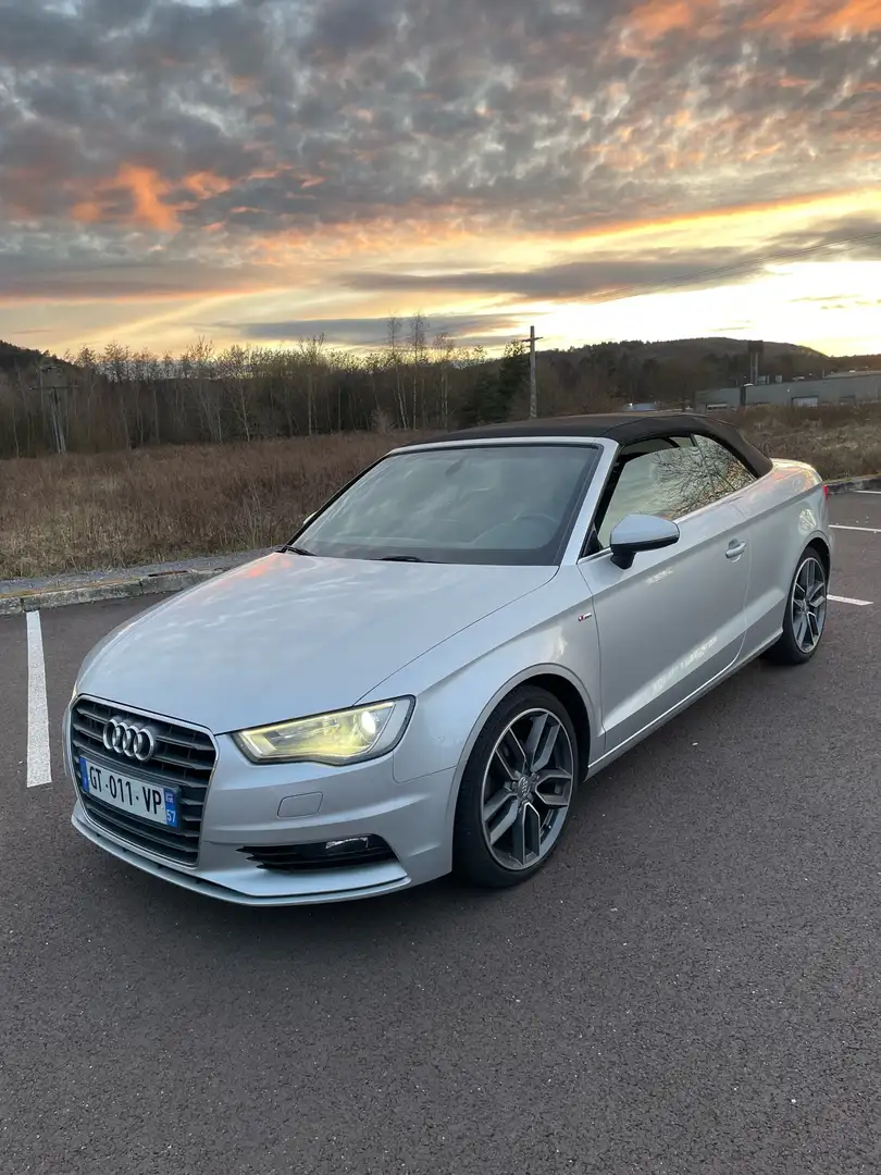 Audi A3 Cabriolet 2.0 TDI 150 Ambition Luxe Gris - 2