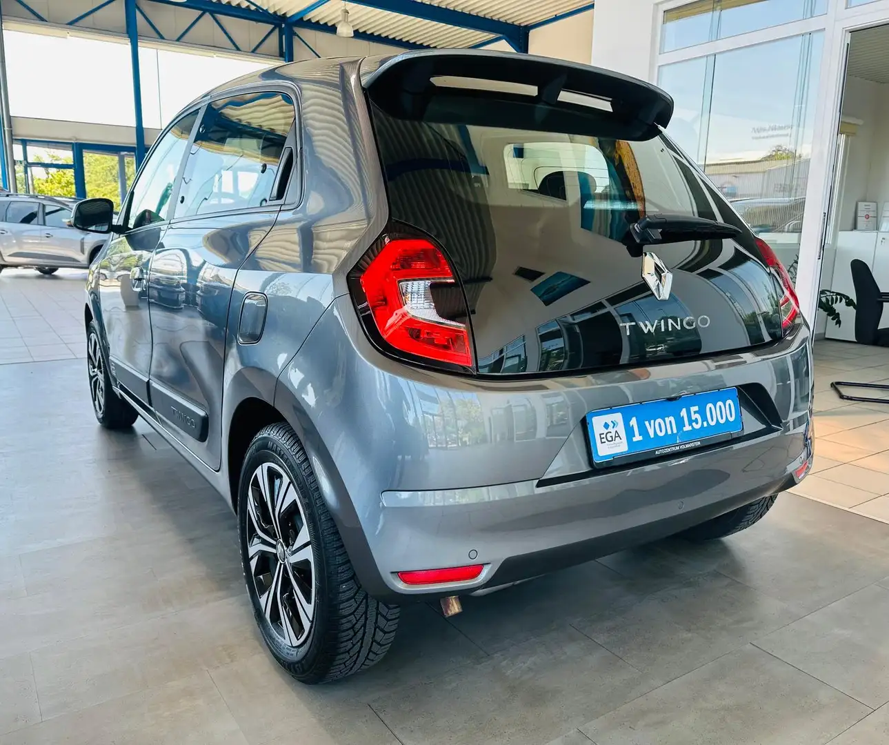 Renault Twingo 1.0 SCe Zen SHZG Klima PDC Bluetooth Grijs - 2