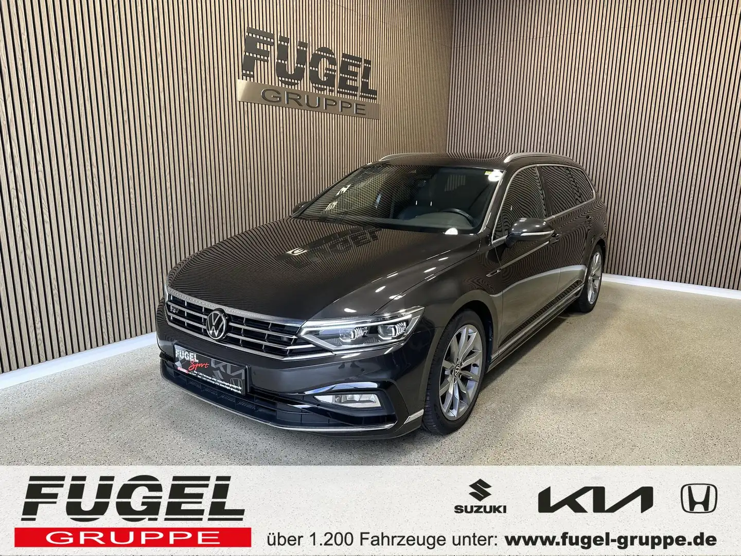 Volkswagen Passat Variant 2.0 TDI DSG R Line IQ.Light|Pano|ACC|RFK|SHZ Grijs - 1