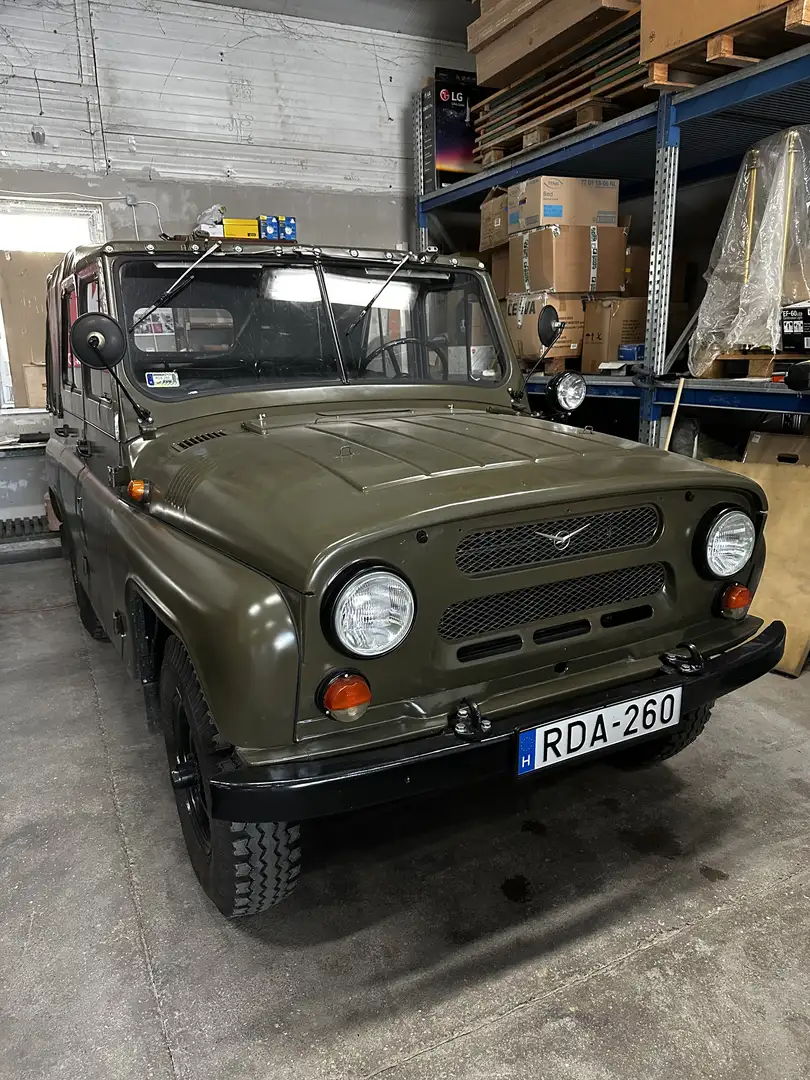 UAZ 469 Зелений - 2
