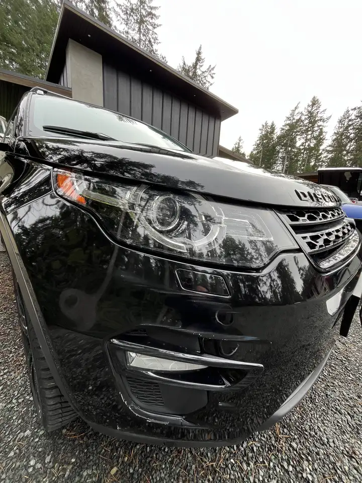 Land Rover Discovery Sport снимка Land Rover Discovery Sport