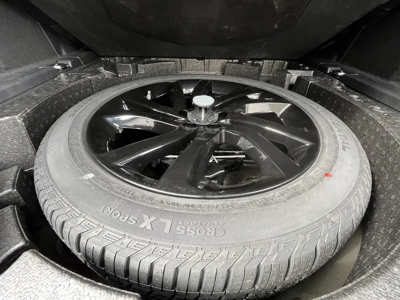 Land Rover Discovery Sport снимка Land Rover Discovery Sport