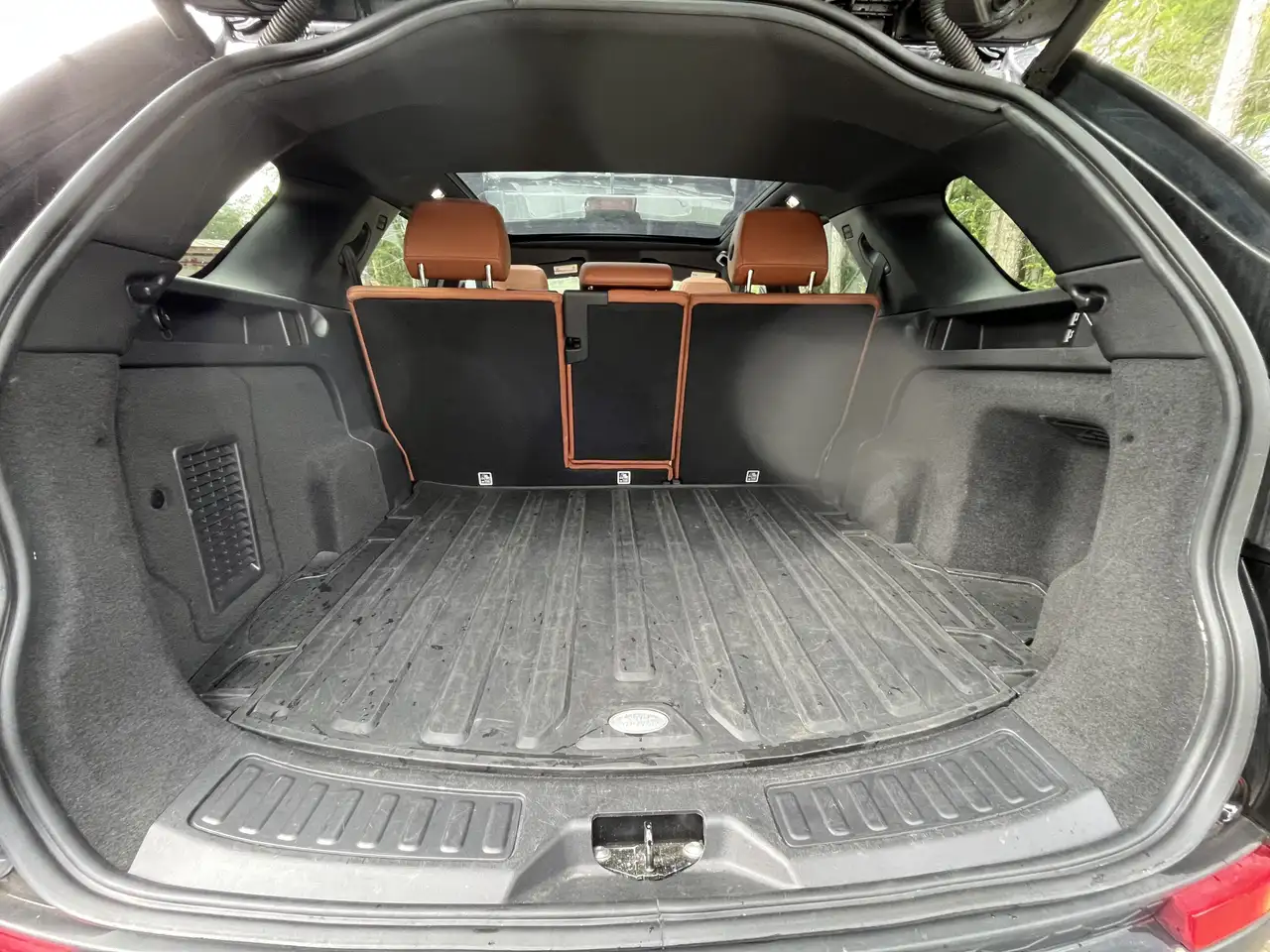 Land Rover Discovery Sport снимка Land Rover Discovery Sport