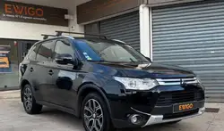 Mitsubishi Outlander III (2) 2.2 DI-D INTENSE NAVi 4WD AUTO + ATTELAGE SIÈGES AV