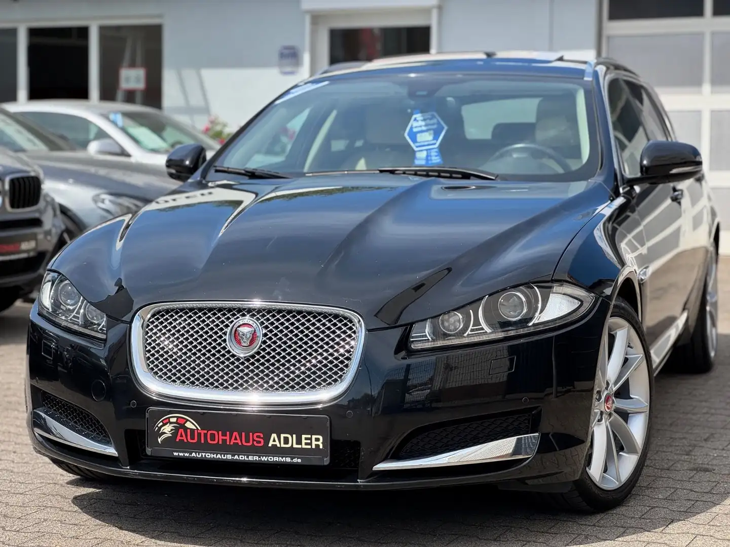 Jaguar XF Sportbrake 2.2D*1HD*AUTOM*KAME*NAV*SD*2SH*XEN Noir - 2