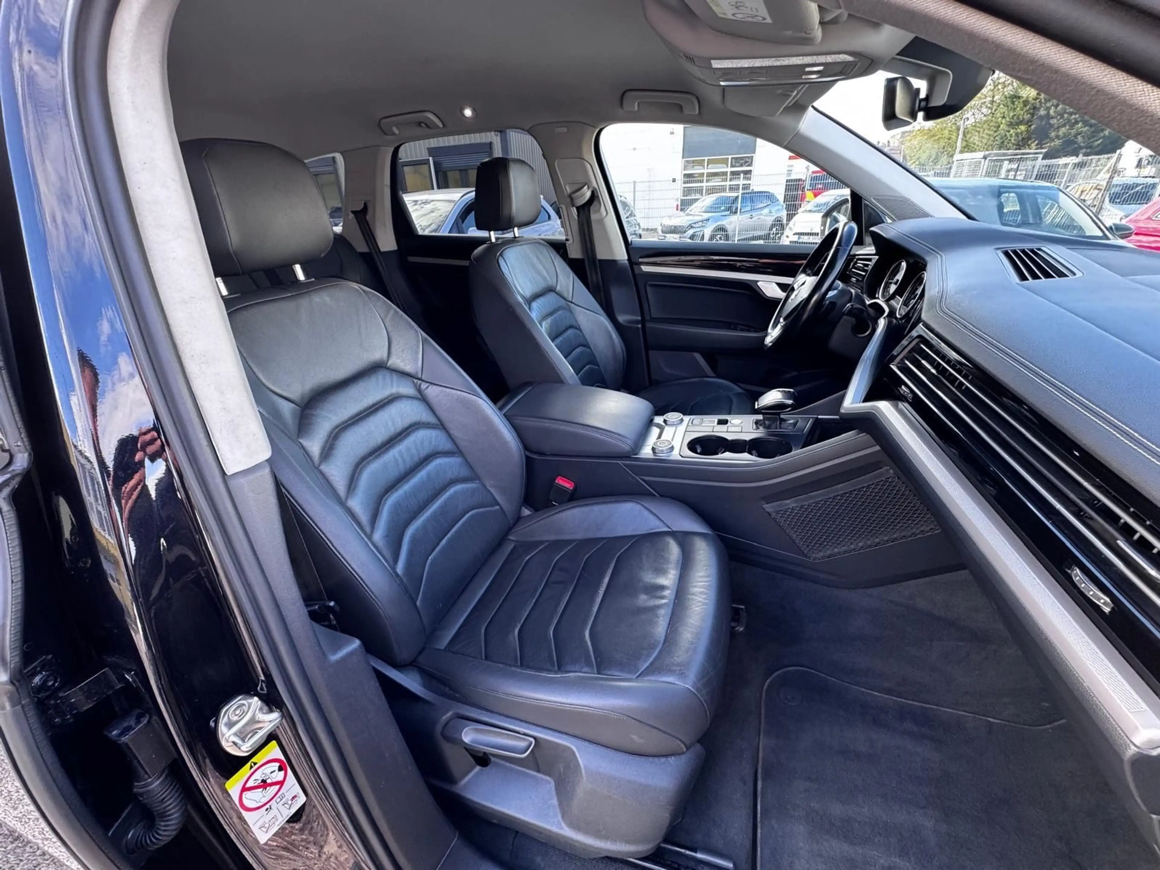 Volkswagen Touareg Basis 4Motion*NAVI*ANK*Luftfederu.* — photo 14
