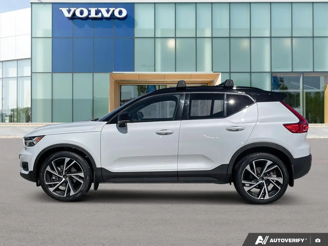 Volvo XC40 снимка Volvo XC40