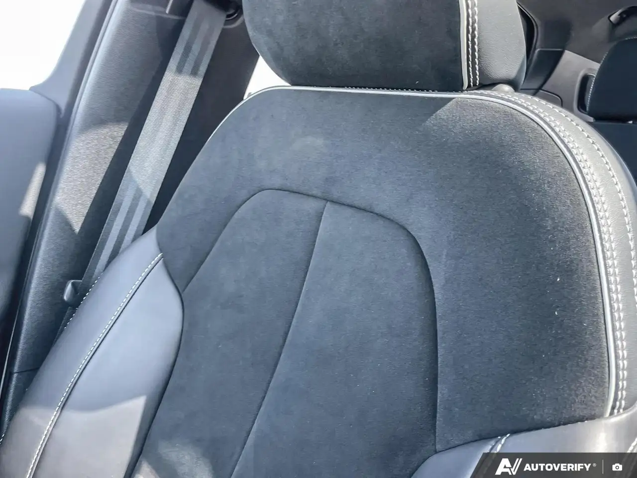 Volvo XC40 снимка Volvo XC40