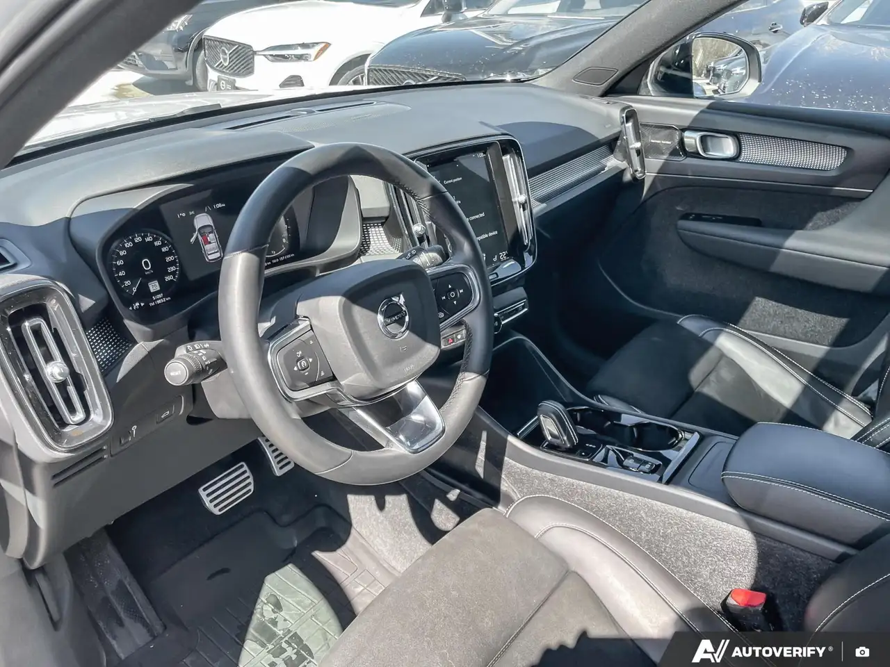 Volvo XC40 снимка Volvo XC40