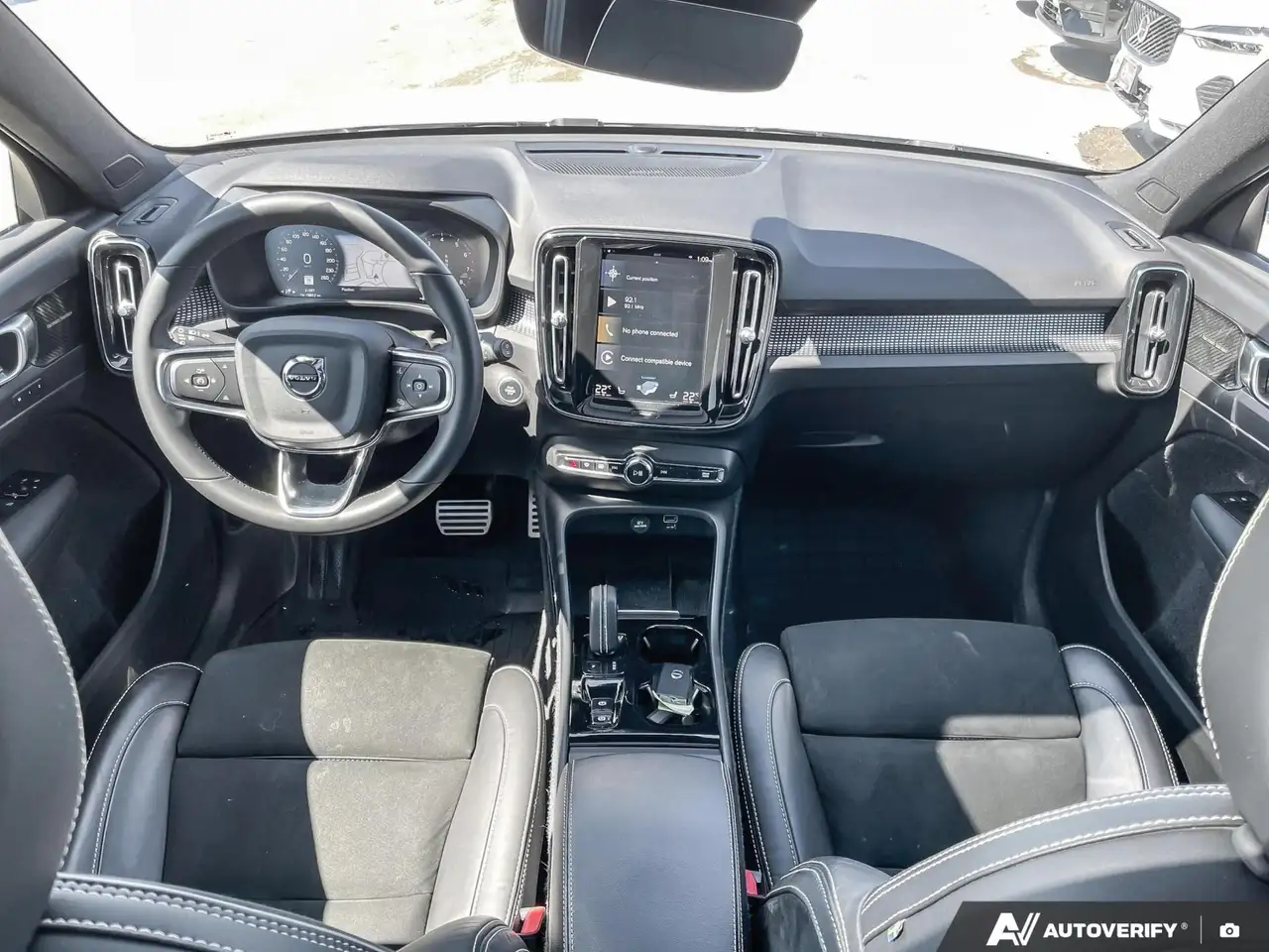 Volvo XC40 снимка Volvo XC40