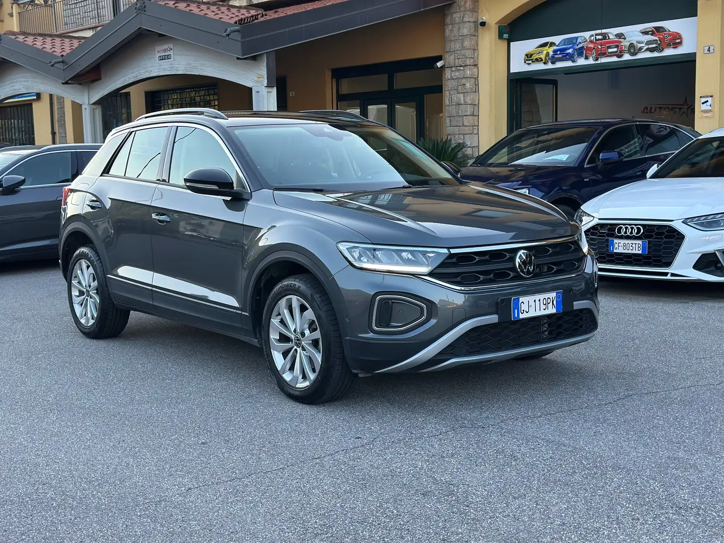 Volkswagen T-Roc T-Roc 2022 2.0 tdi Style 115cv Grau - 2