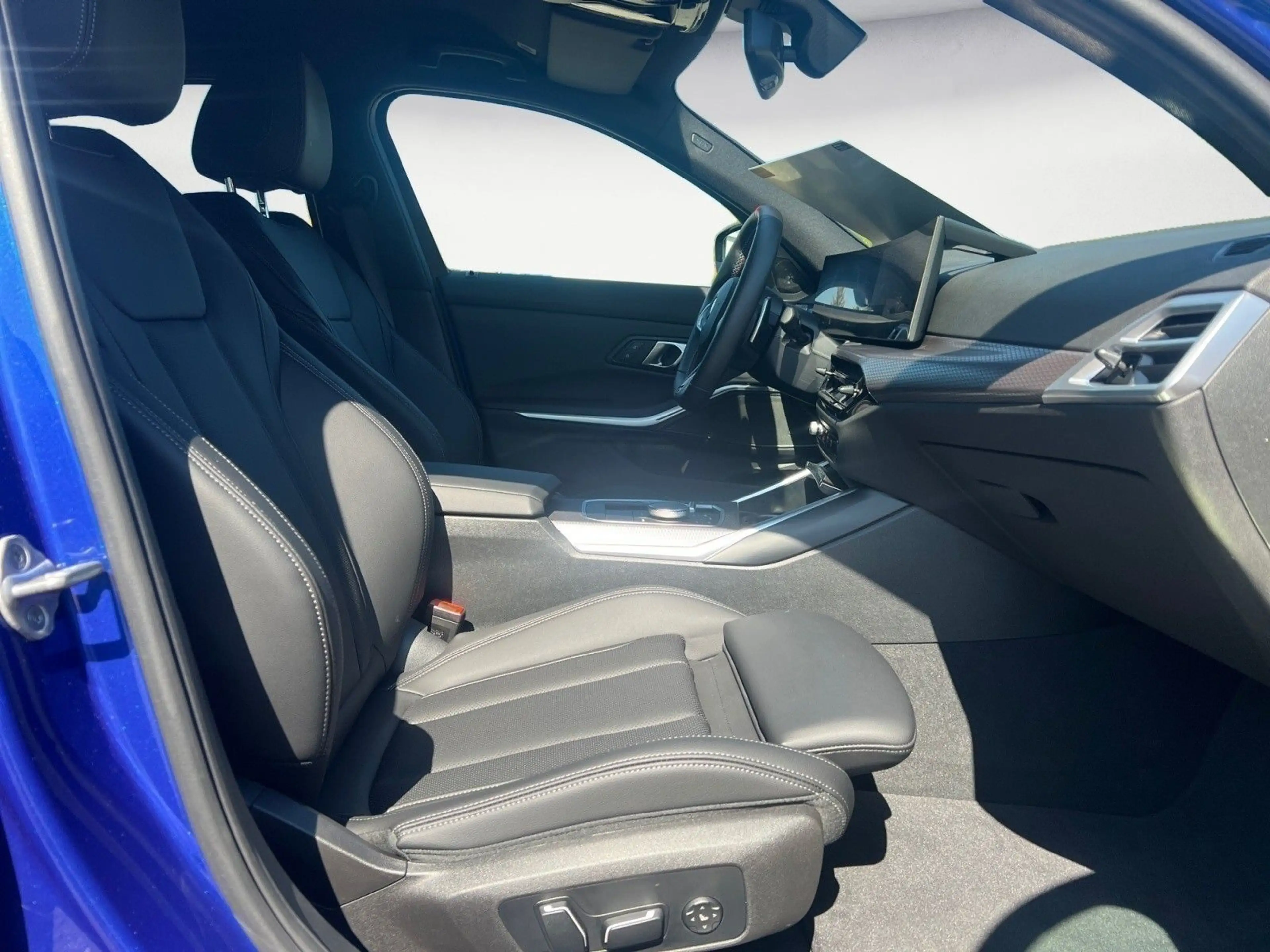 BMW 340 xDrive Auto Navi Tempom.aktiv Harman Kardo — photo 13