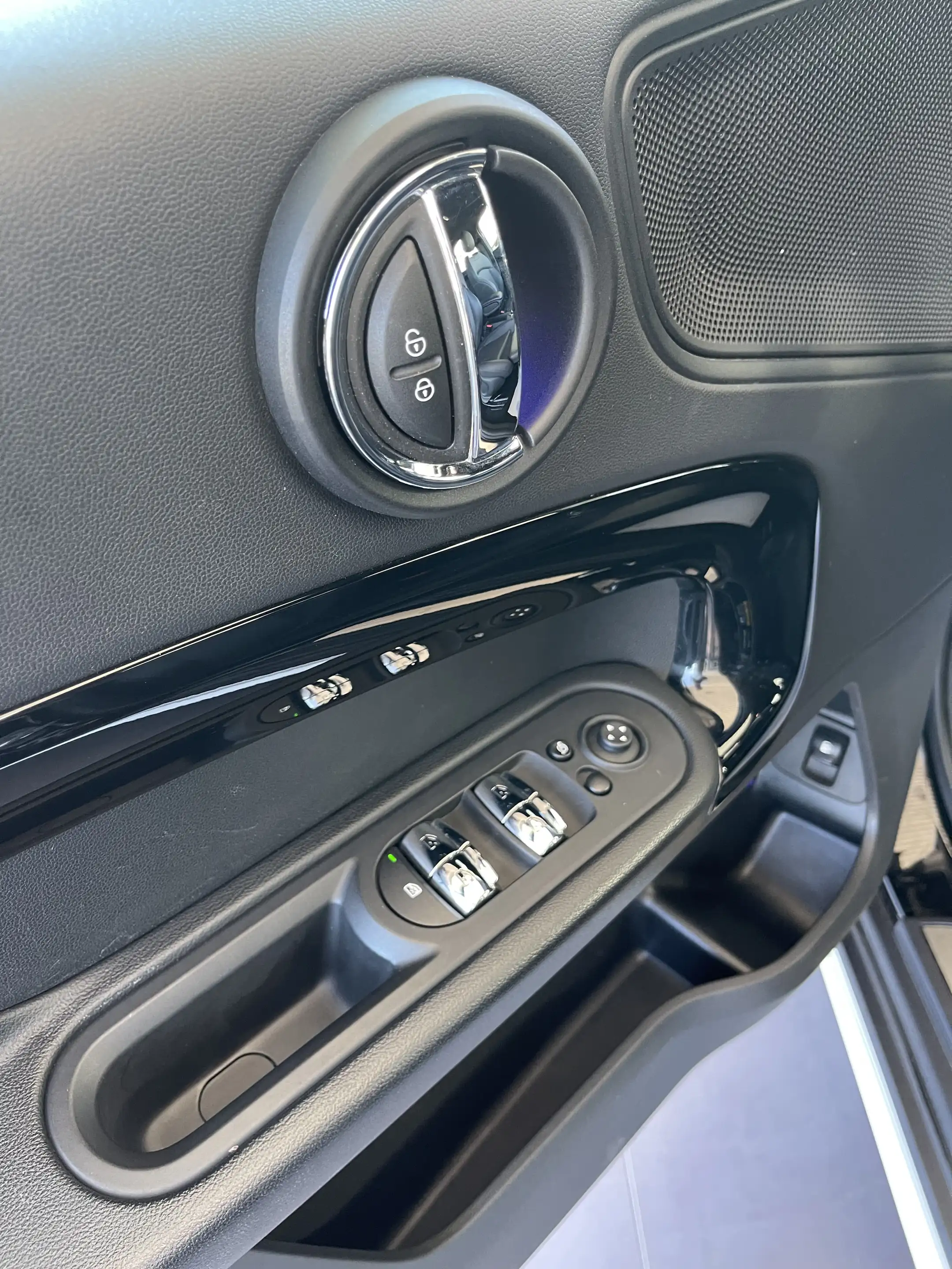 MINI Cooper SE Countryman 1.5A PHEV *** GARANTIE + LED + CUIR + GPS PRO *** — photo 15