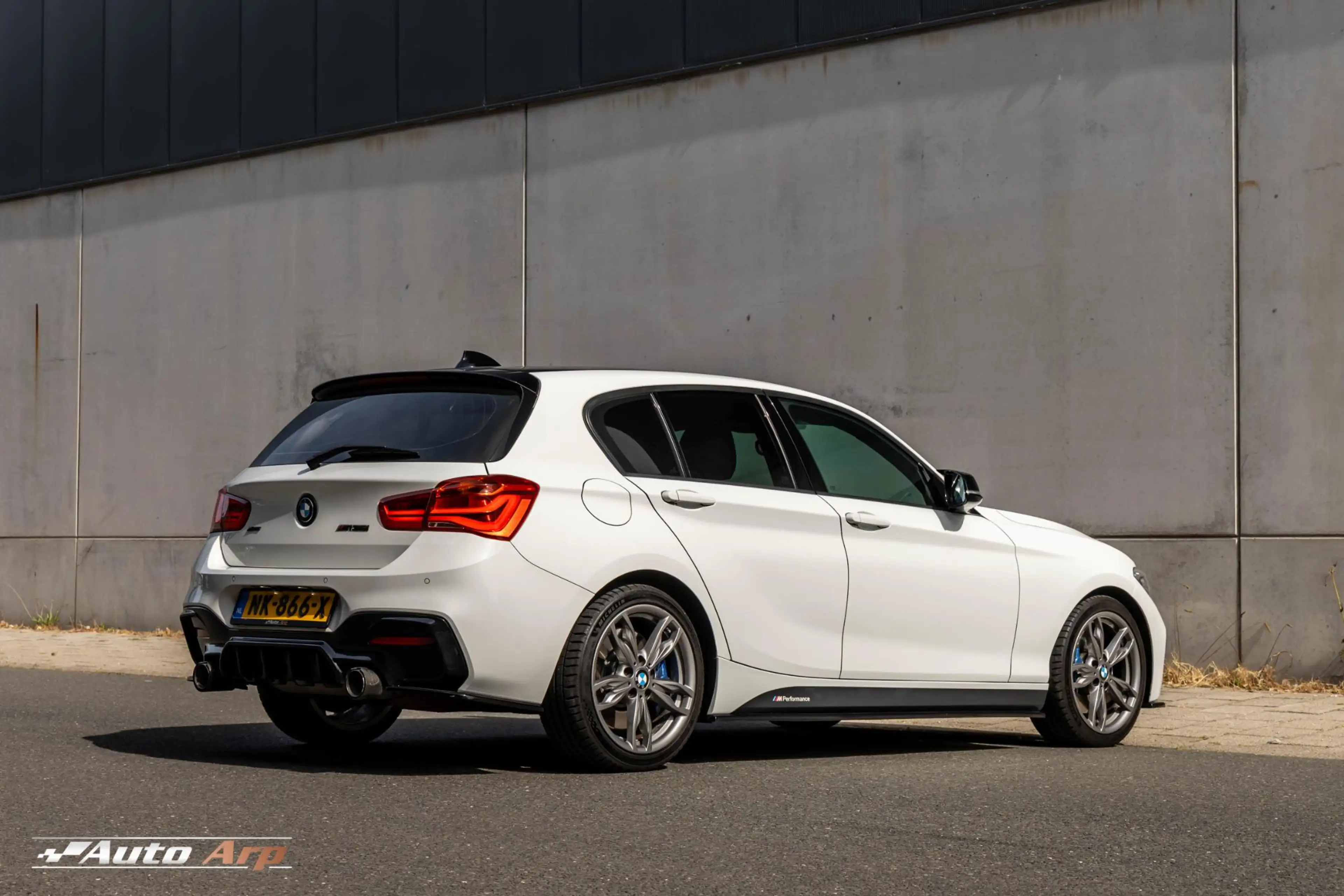 BMW 135 1-serie M135i xDrive — photo 11