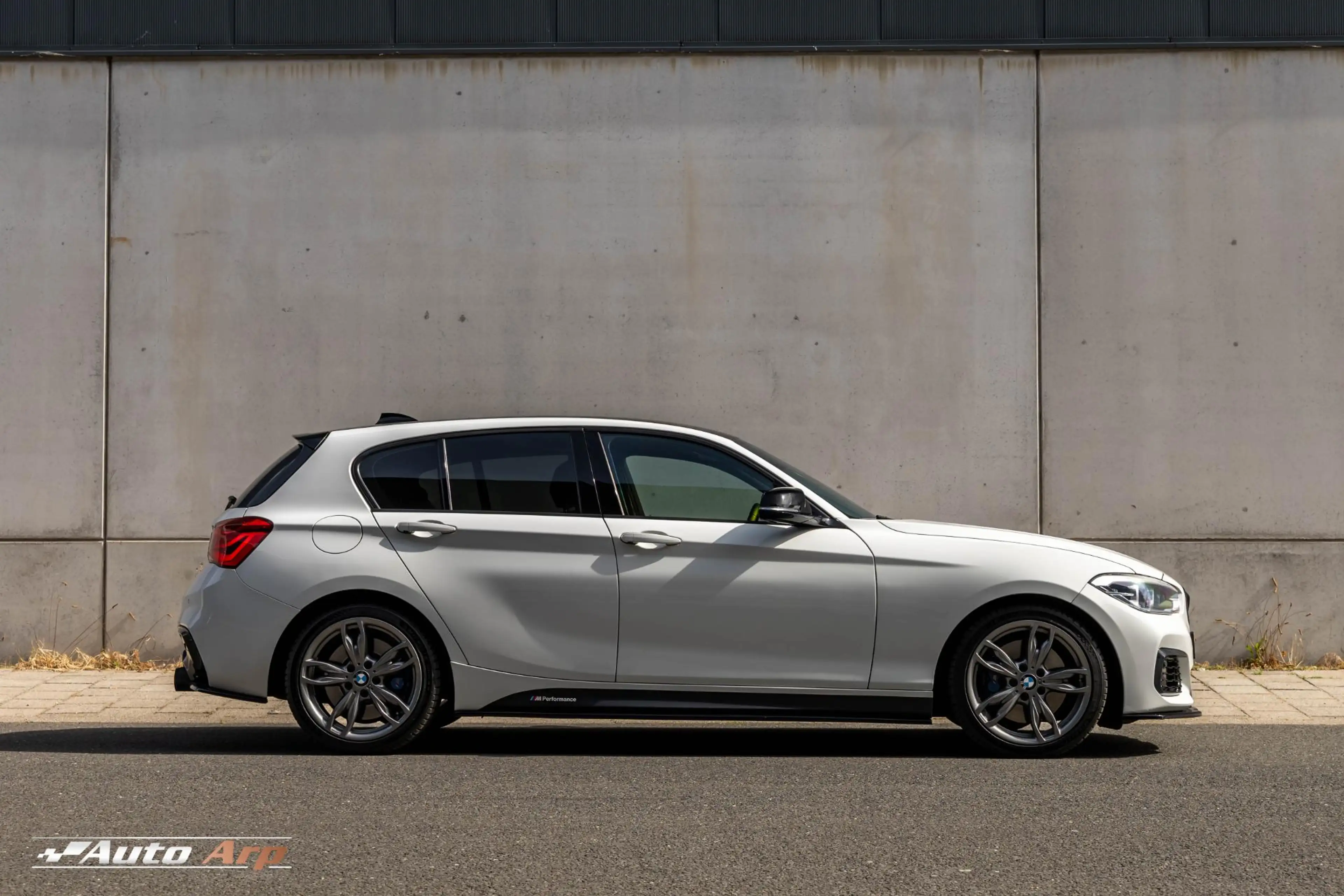 BMW 135 1-serie M135i xDrive — photo 2