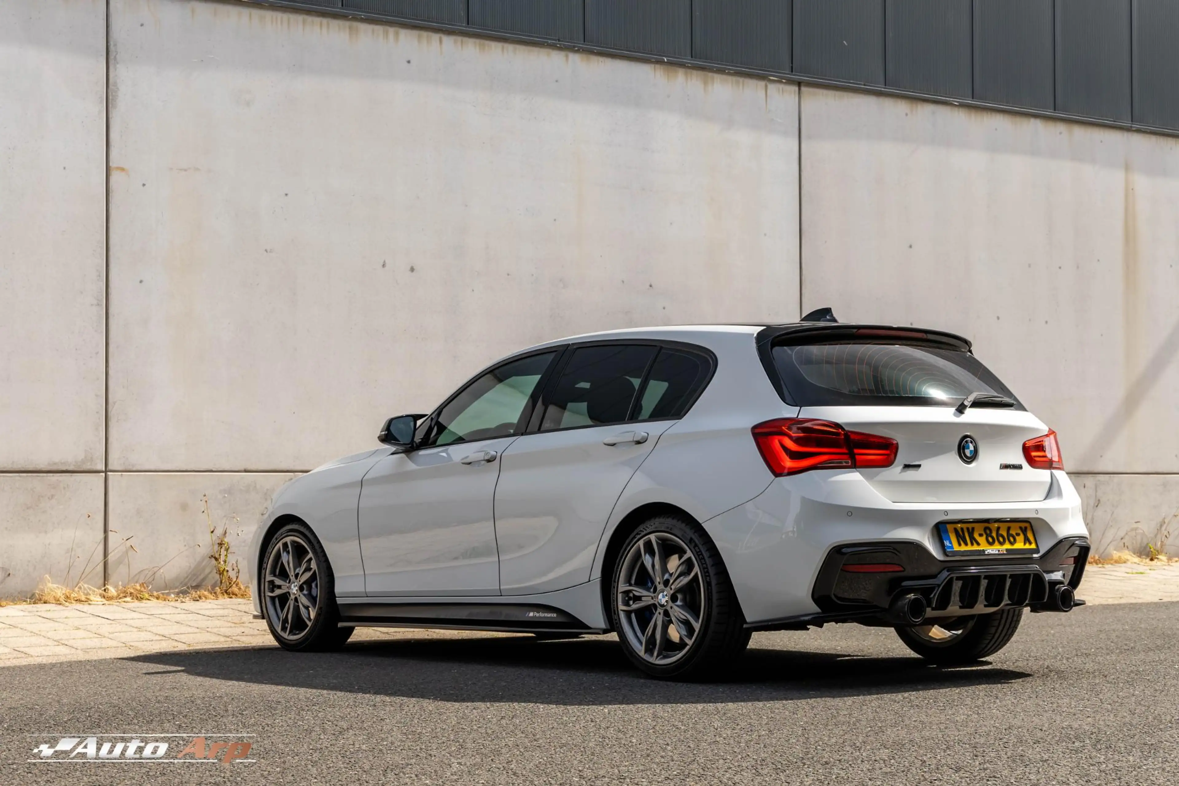 BMW 135 1-serie M135i xDrive — photo 9