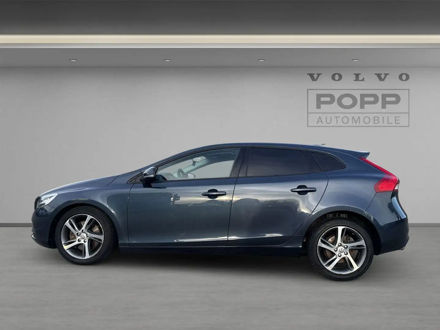 Volvo V40 T3 Momentum AUT CAM FHZ KLIMA LED NAVI SHZ Blau - 2