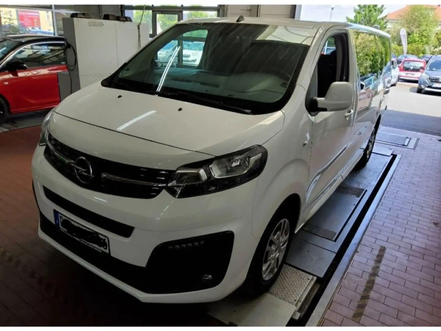 Opel Zafira Life lang 9-Sitzer 1.5D*StandHzg Tempom Weiß - 2