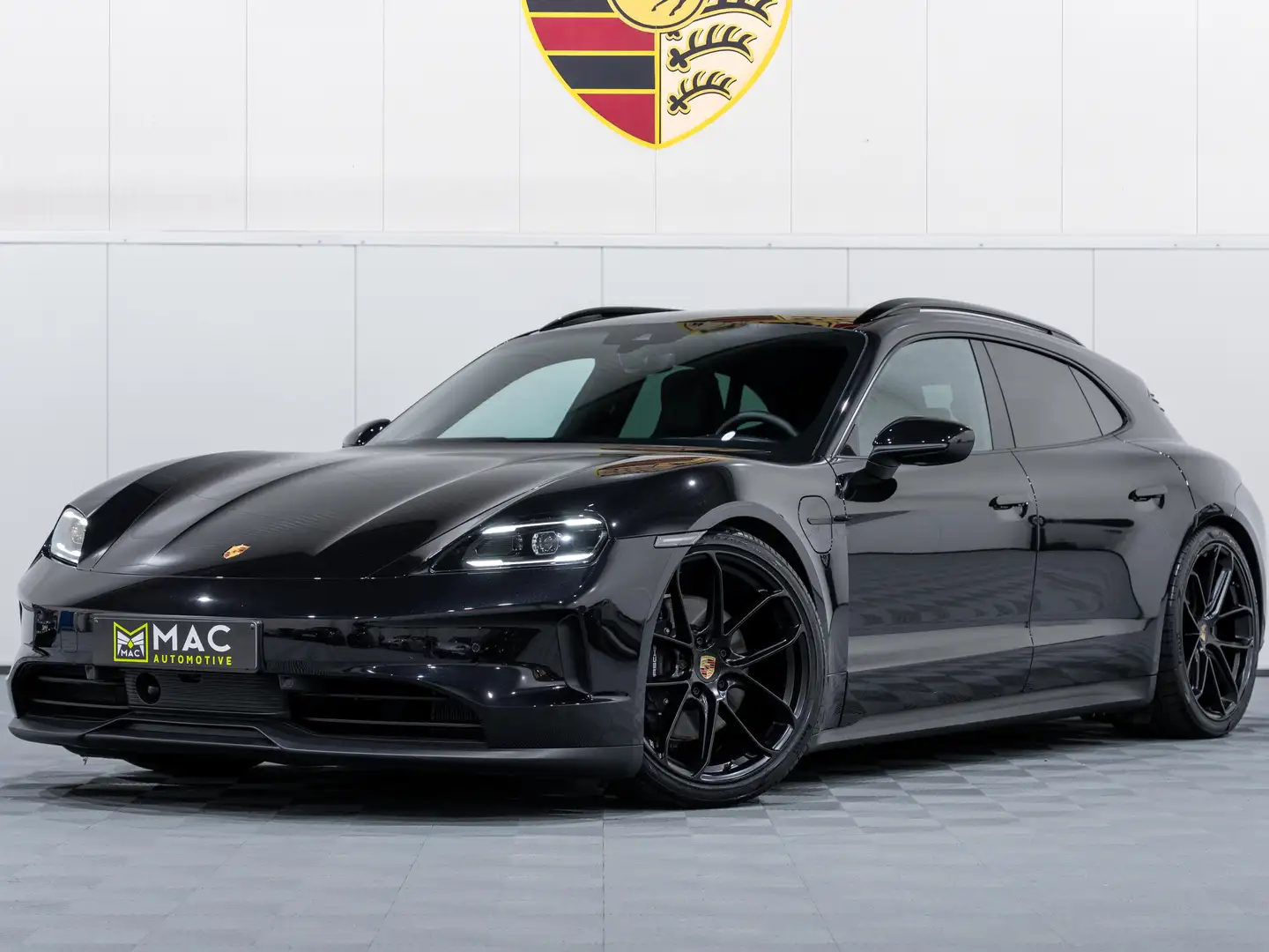 Porsche Taycan Sport Turismo FACE LIFT met Perf Batterij+/21inch Zwart - 1