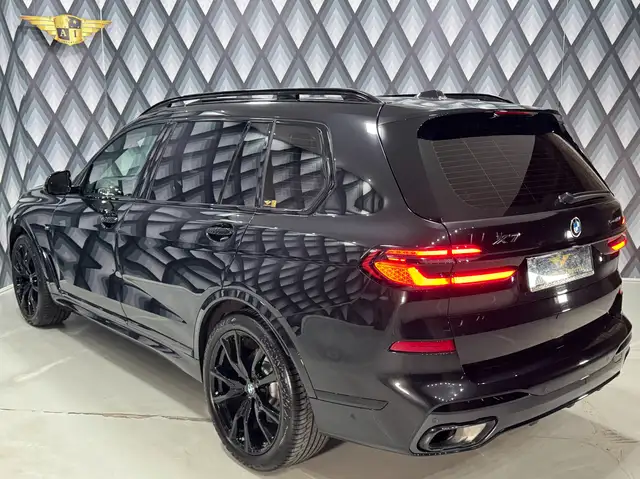 BMW X7 xDrive 40d // M-SPORTPAKET PRO // 1.BESITZ // Ansicht 45