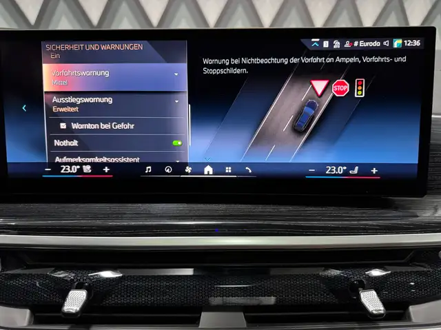 BMW X7 xDrive 40d // M-SPORTPAKET PRO // 1.BESITZ // Ansicht 34