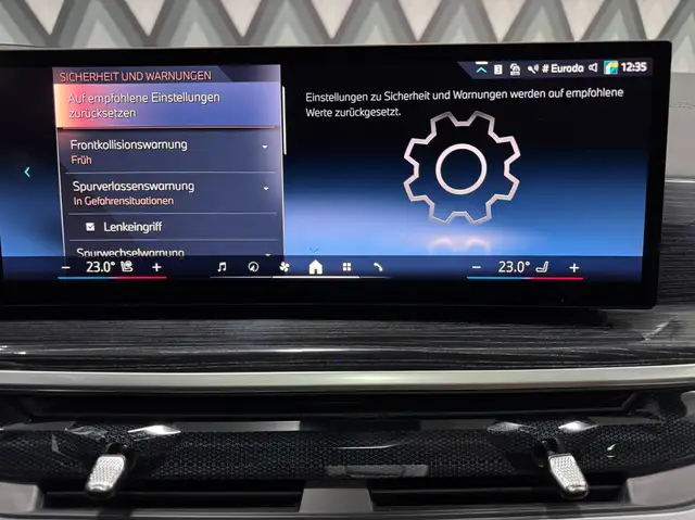 BMW X7 xDrive 40d // M-SPORTPAKET PRO // 1.BESITZ // Ansicht 32