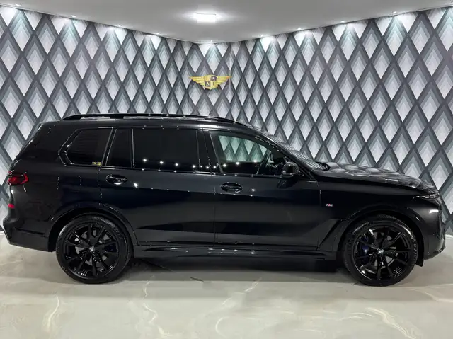 BMW X7 xDrive 40d // M-SPORTPAKET PRO // 1.BESITZ // Ansicht 8
