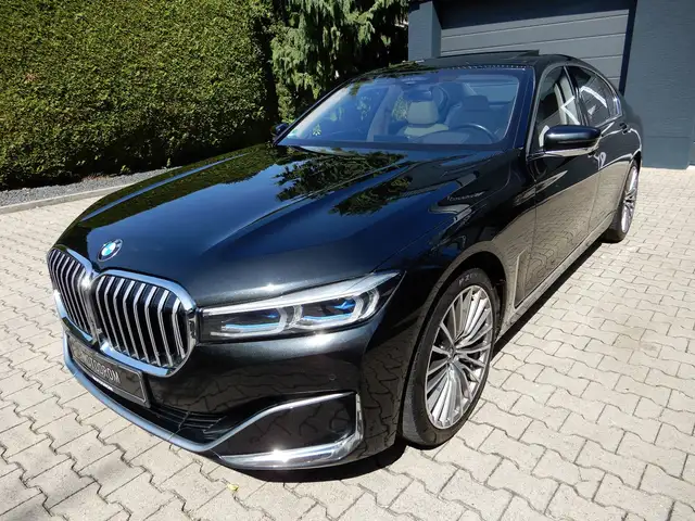 BMW 740 d xDrive SOFTCLOSE KEYLES HEADUP LASER 20ZOLL