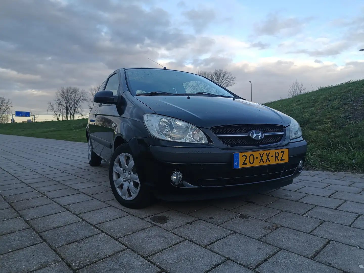 Hyundai Getz 1.4i Active Cool Schwarz - 1