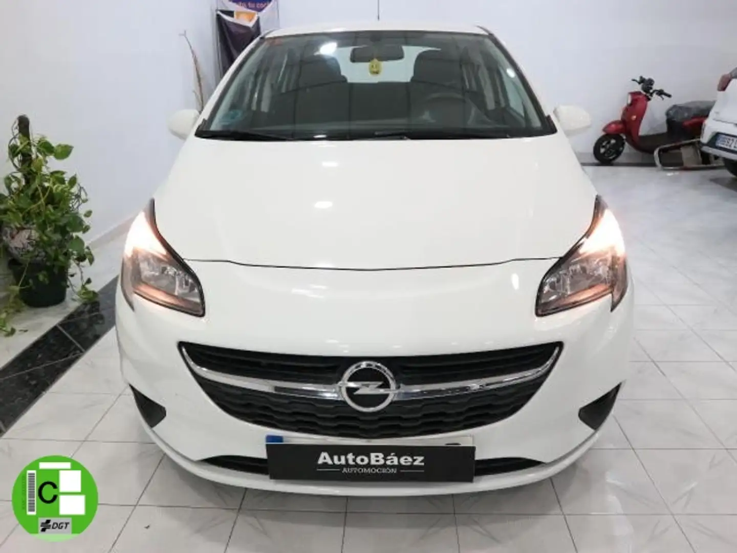 Opel Corsa 1.4 Selective 90 Blanc - 1