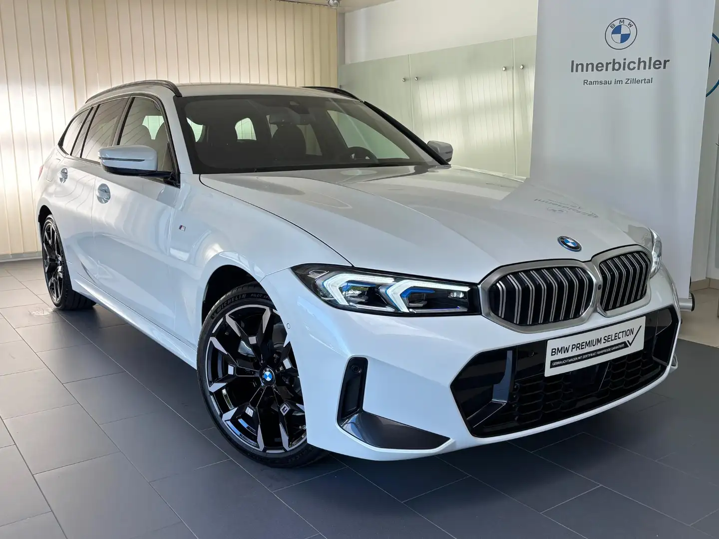 BMW 330 330e xDrive Blanc - 1
