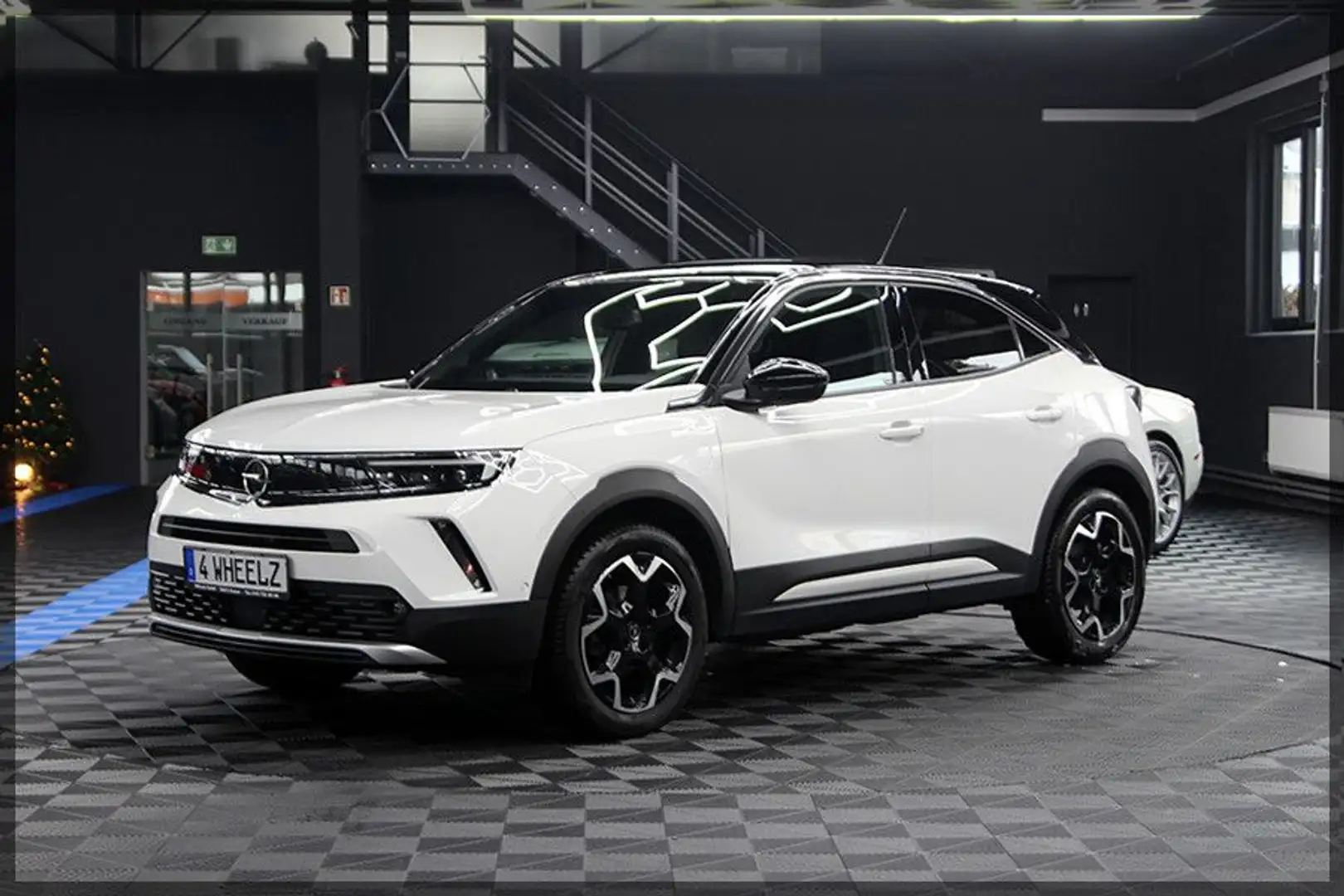 Opel Mokka 1.2 Turbo Ultimate CAM / PDC / ALCANTARA Weiß - 2